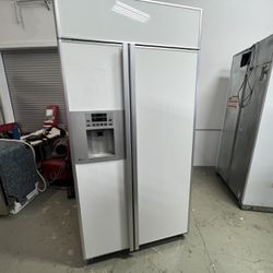 GE Monogram Built In Refrigerator Freezer
