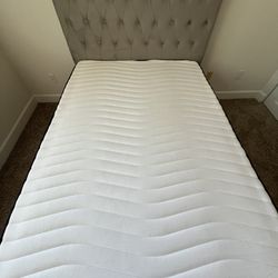Full Size Bed