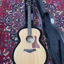 Taylor 214 Acoustic Guitar 