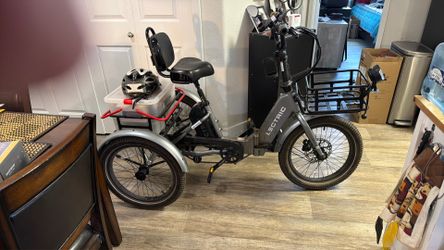 Letric trike