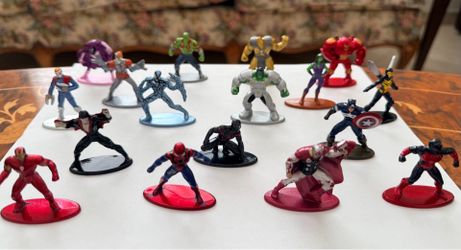 Marvel Heroes and Villains Diecast Figurines