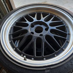 Set De Rines 5 Birlos Los Traía En Un  BMW 