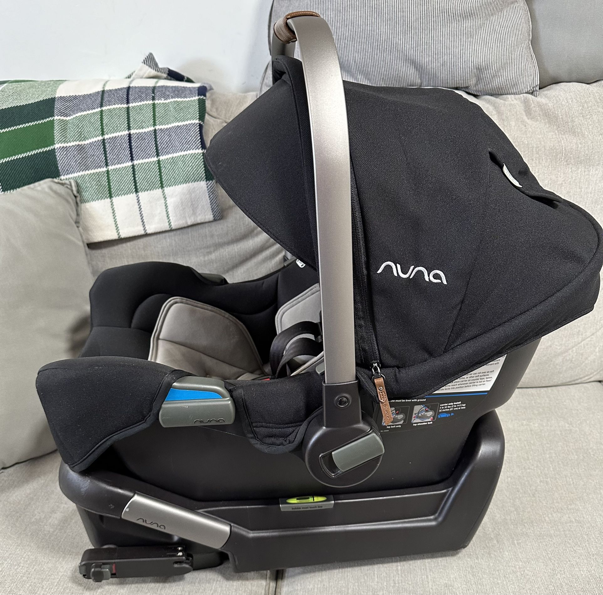Nuna Pipa Car Seat And Base