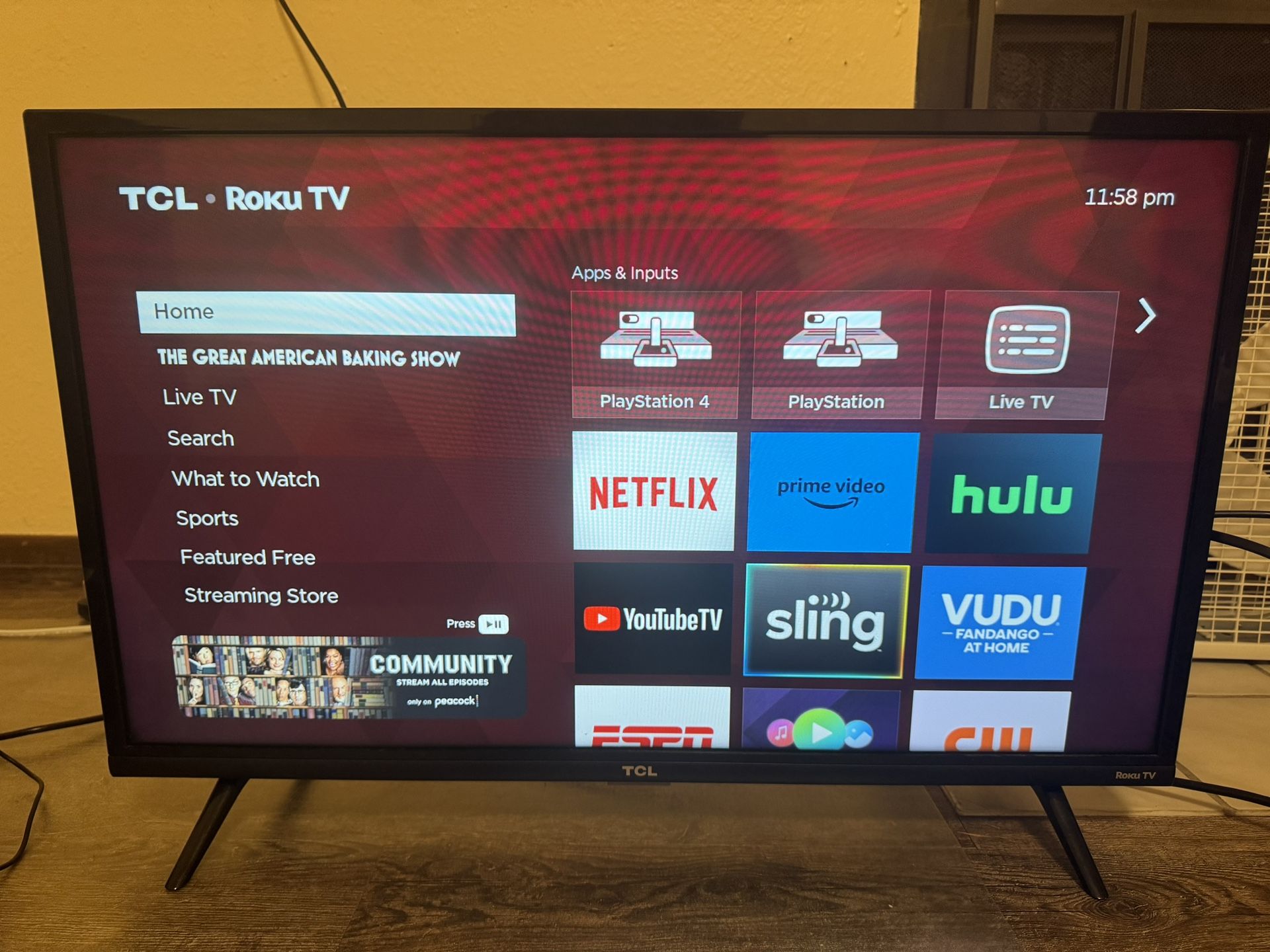 TCL ROKU 32 inch tv