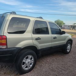 2003 Ford Escape