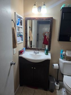 Free mirror