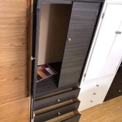 Tall closet (( colors each