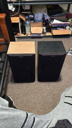 Magnavox 50w 6 Ohm 2 Speaker Set (read Description)