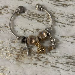 Pandora 7 Charm