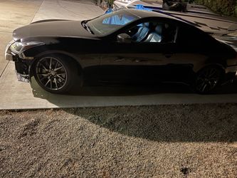 2011 Infiniti G37