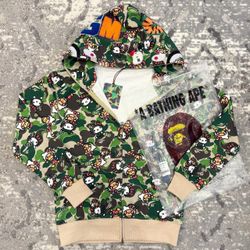 Hello kitty x Bape