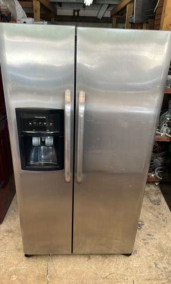 Frigidaire Side By Side Stainless Steel Refrigerator
