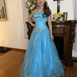 Quinceañera dress