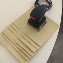 Drill Master 5” in - Line sander with 8  sand sheets
