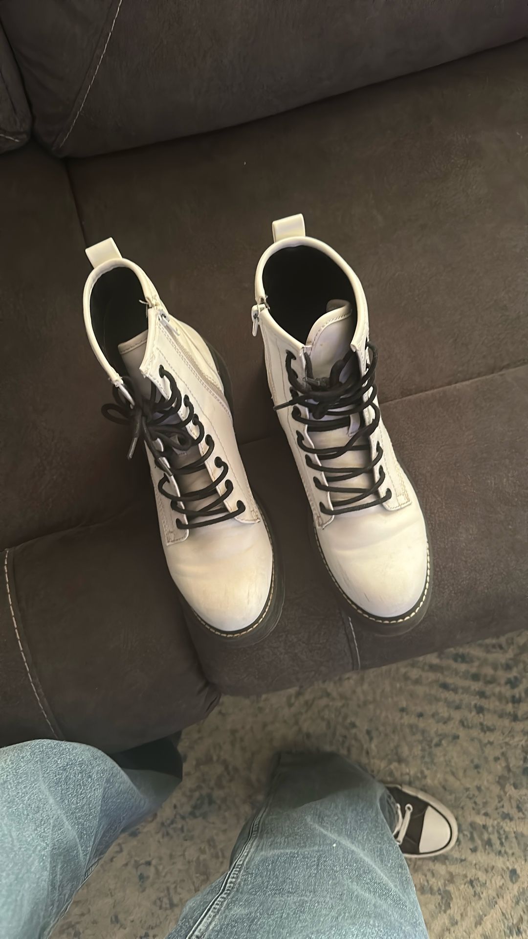 Womens Boots Size 9