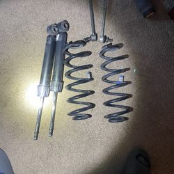 📢 Suspensión original completa Toyota Corolla SE 2021 - 🛠️ OEM Suspension Set - Toyota Corolla SE 2021