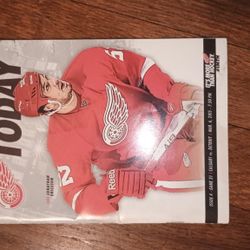 Detroit Red Wings Collectible Magazine/Books