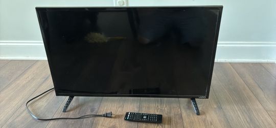 Vizio Flat Screen TV with Remote