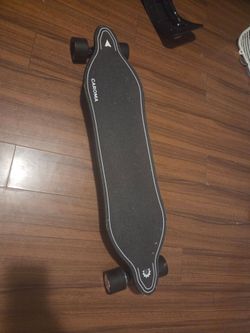 Caroma Electric Longboard