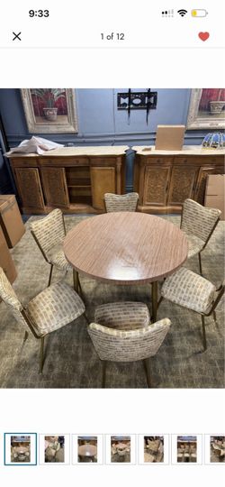 Mid Vintage Round Dining Table with 4 Chairs