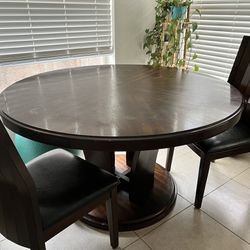 Breakfast Table With 3 Chairs 