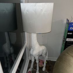 Tall Giraffe Lamp 