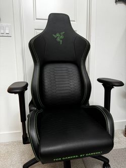 Razer Iskur Gaming Chair – Excellent Condition