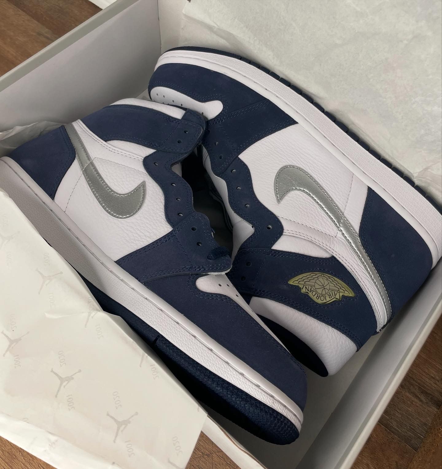 Nike Air Jordan 1 Retro High https://offerup.com/redirect/?o=Q08uSlA= Midnight Navy (2020) - Size 11.5