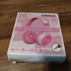 Headphones 