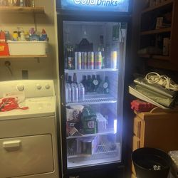 Turbo Air Commercial Glass Door Drink Fridge – Needs Repair