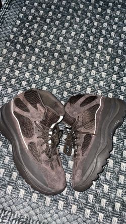 Yeezy Desert Boot “Oil”