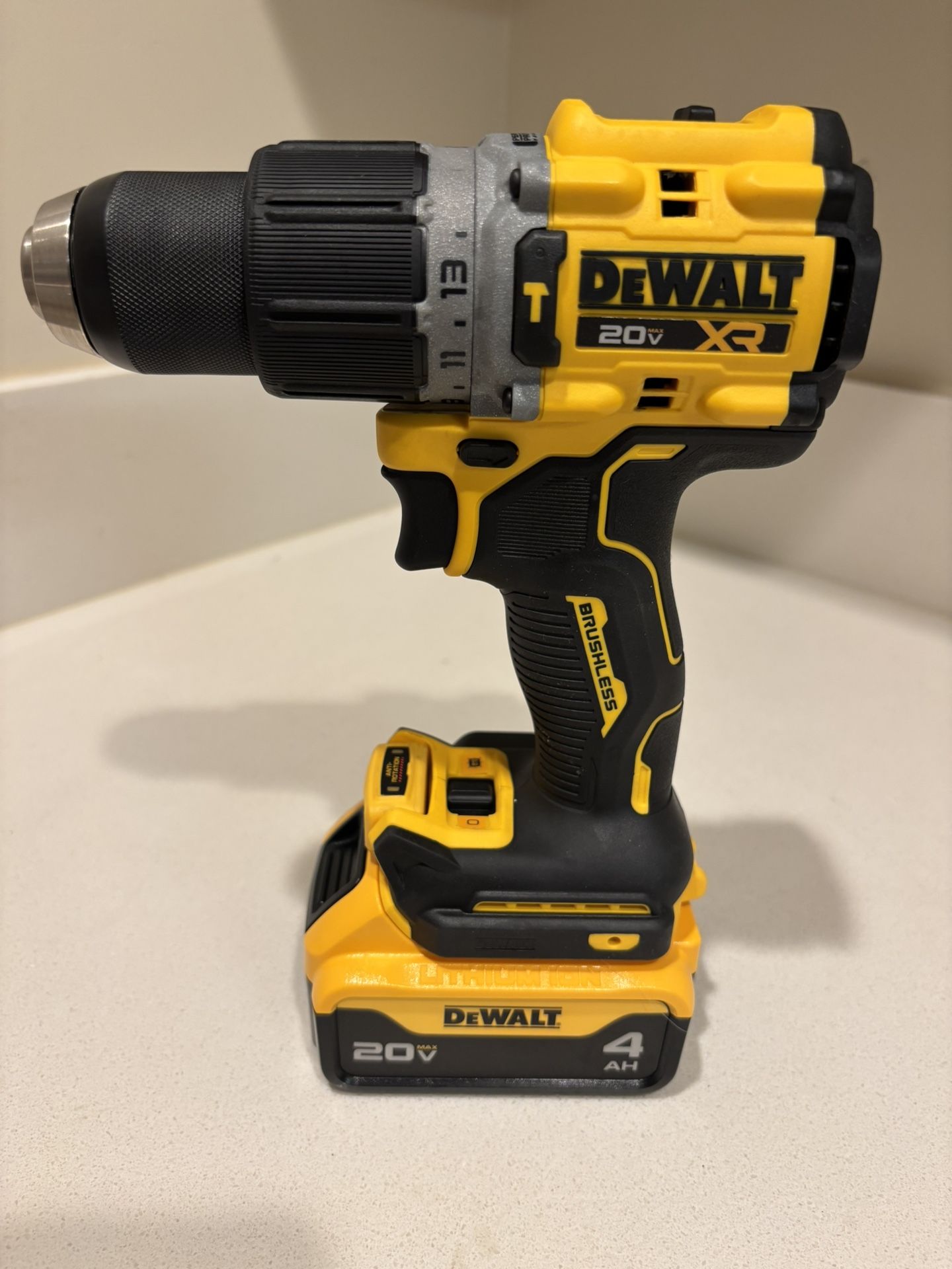 New Dewalt XR Drill and 4ah Battery