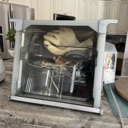 Showtime Rotisserie and BBQ