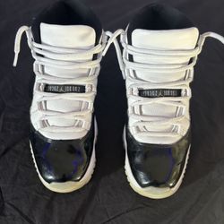 Jordan 11 Graditude Black and White