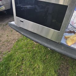 Monogram Appliences oven, stove top, Bosch DW