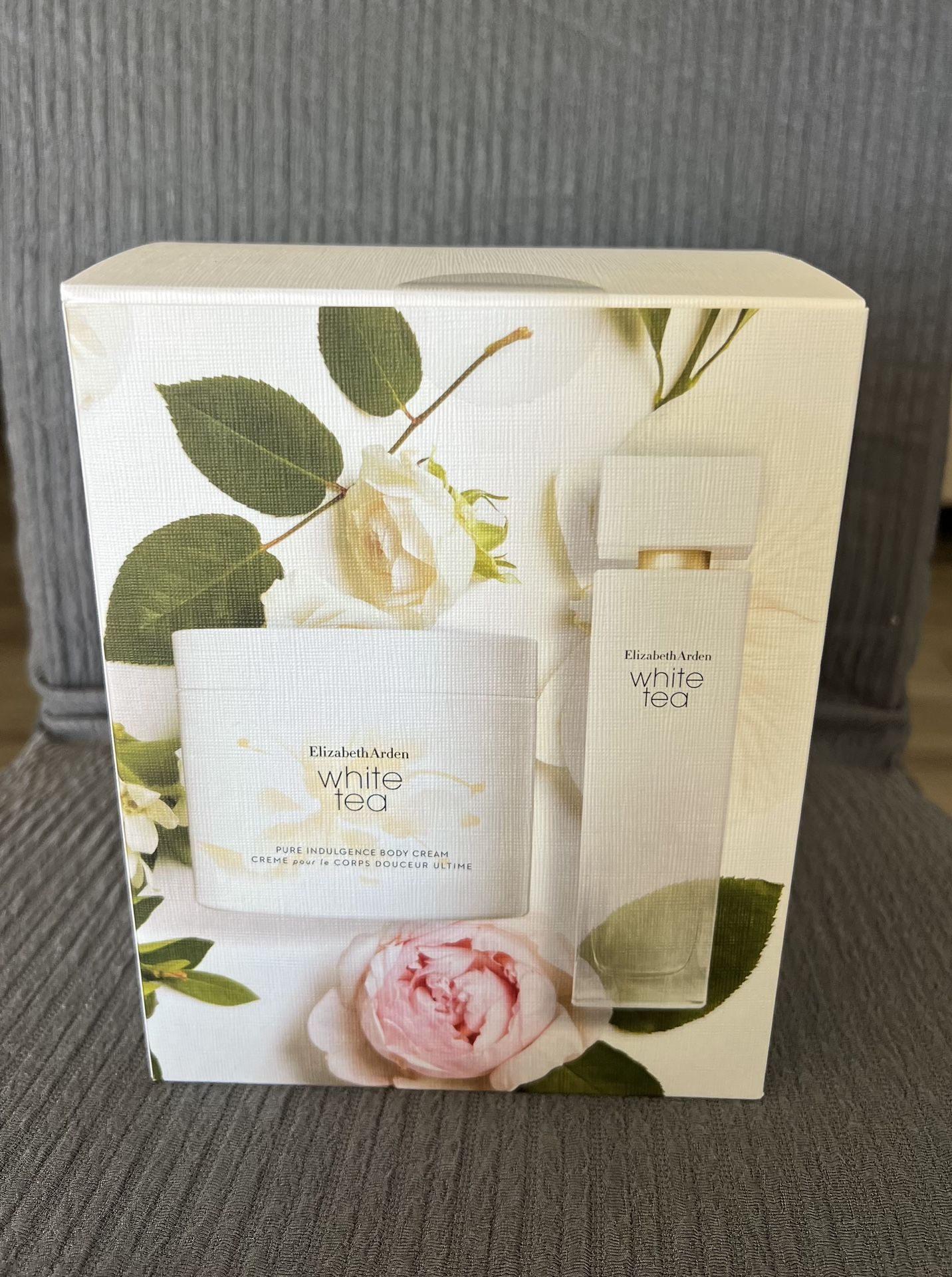 Elizabeth Arden White Tea Perfume And Cream Set