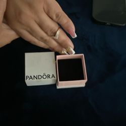 Pandora Ring