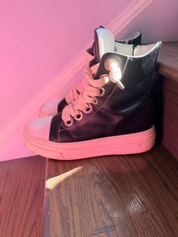 Size 11 Dark Leather High-Top Sneakers Pink Sole