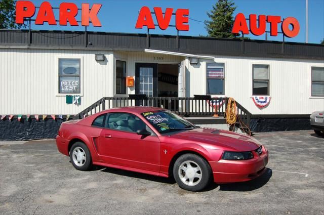 2000 Ford Mustang