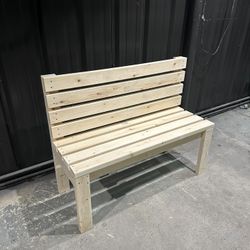 🔥 Brand New Handmade Wooden Bench – Strong, Stylish & Perfect Anywhere! 🔥