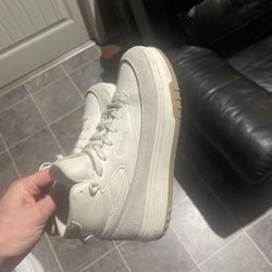 Reebok Shoes. Size 9.