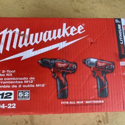 Milwaukee M12 12V Lithium-Ion Cordless Drill Driver/Impact Driver Combo Kit w/ Two 1.5Ah Batteries, Charger Tool Bag (2-Tool)