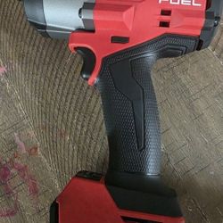 MILWAUKEE 18 VOLT 1/2 INCH BRUSHLESS IMPACT BRAND NEW 