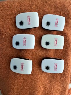 6-Pack Ultrasonic Pest Repellers – WHOLE BUNDLE FOR $15