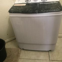 VENDO LAVADORA DE APARTAMENTO NUEVA