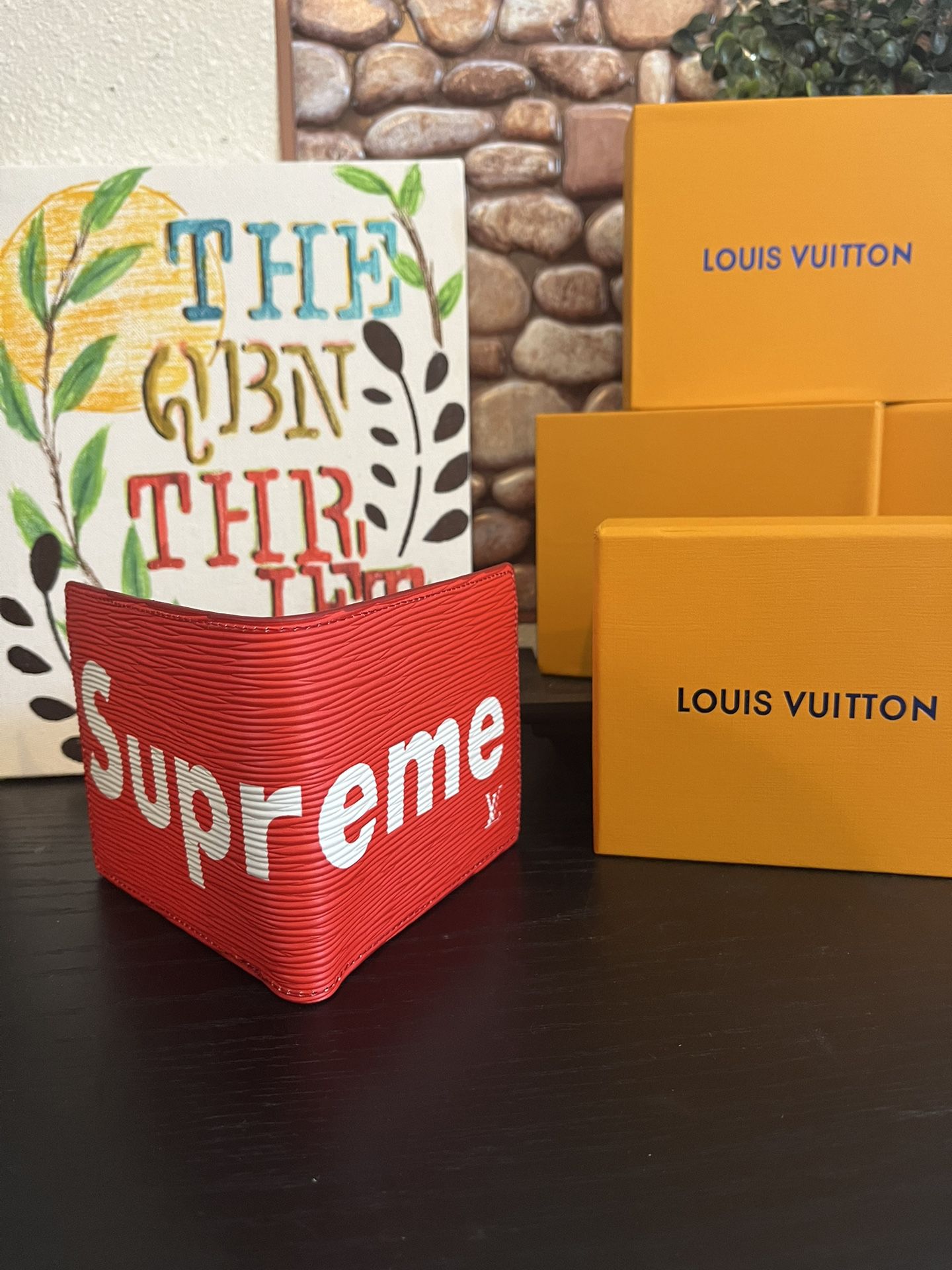 LV supreme Wallet 