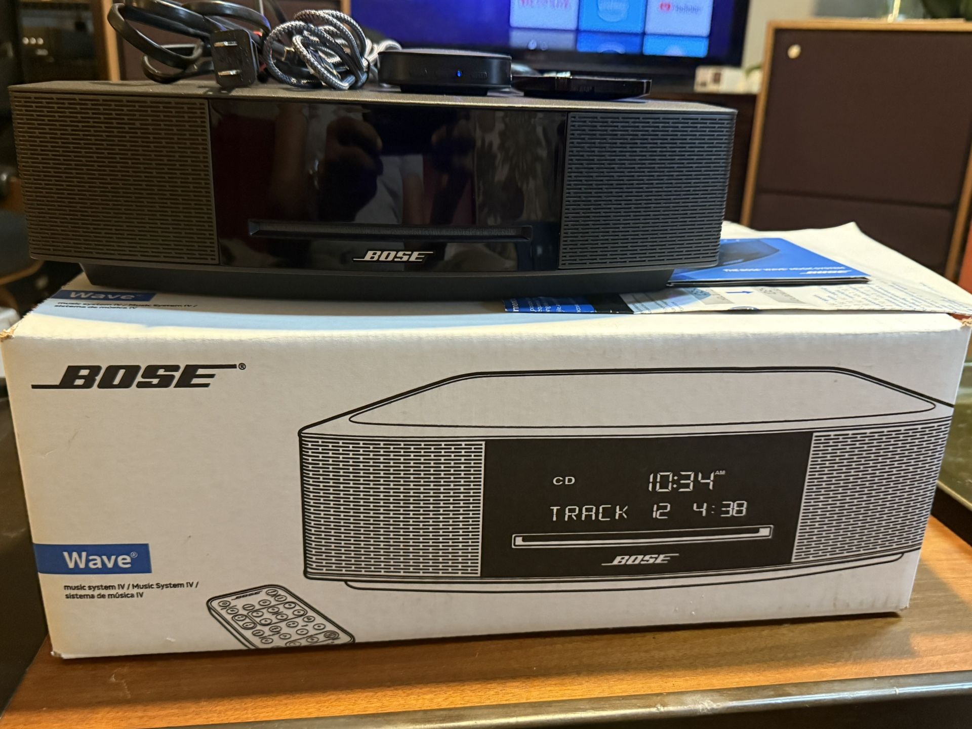Bose “Wave” Music System IV with Bluetooth - Espresso Black ( New open box)