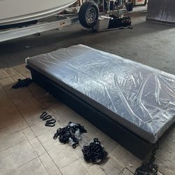 75” x 38” Wicker Hanging Chair Daybed Bed Bench Cushion & Cover Black - GH18