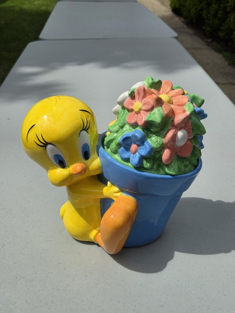 Tweety Bird Cookie Jar Rare Flower Pot
