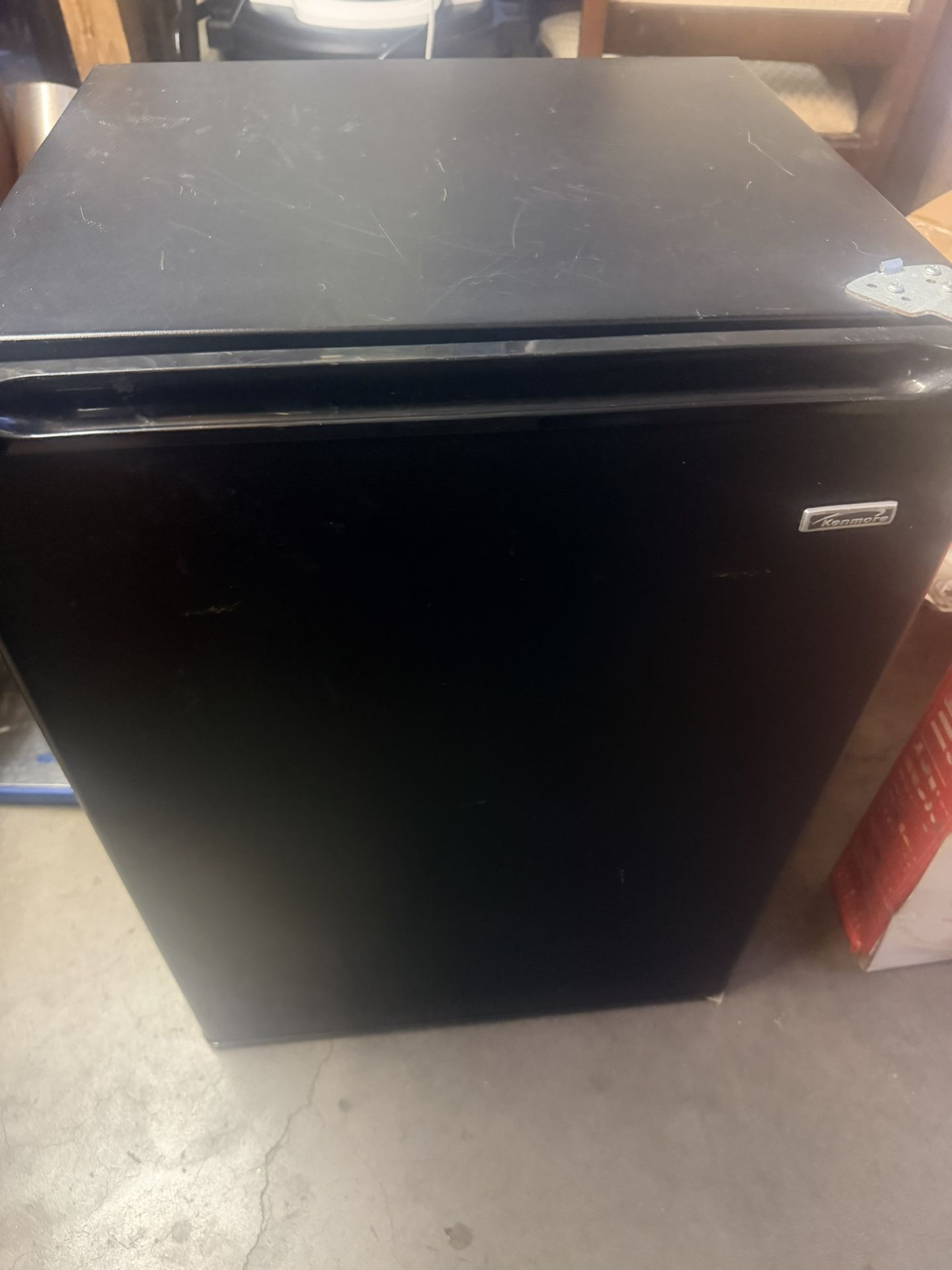 Mini Refrigerator Kenmore 26 X 17 